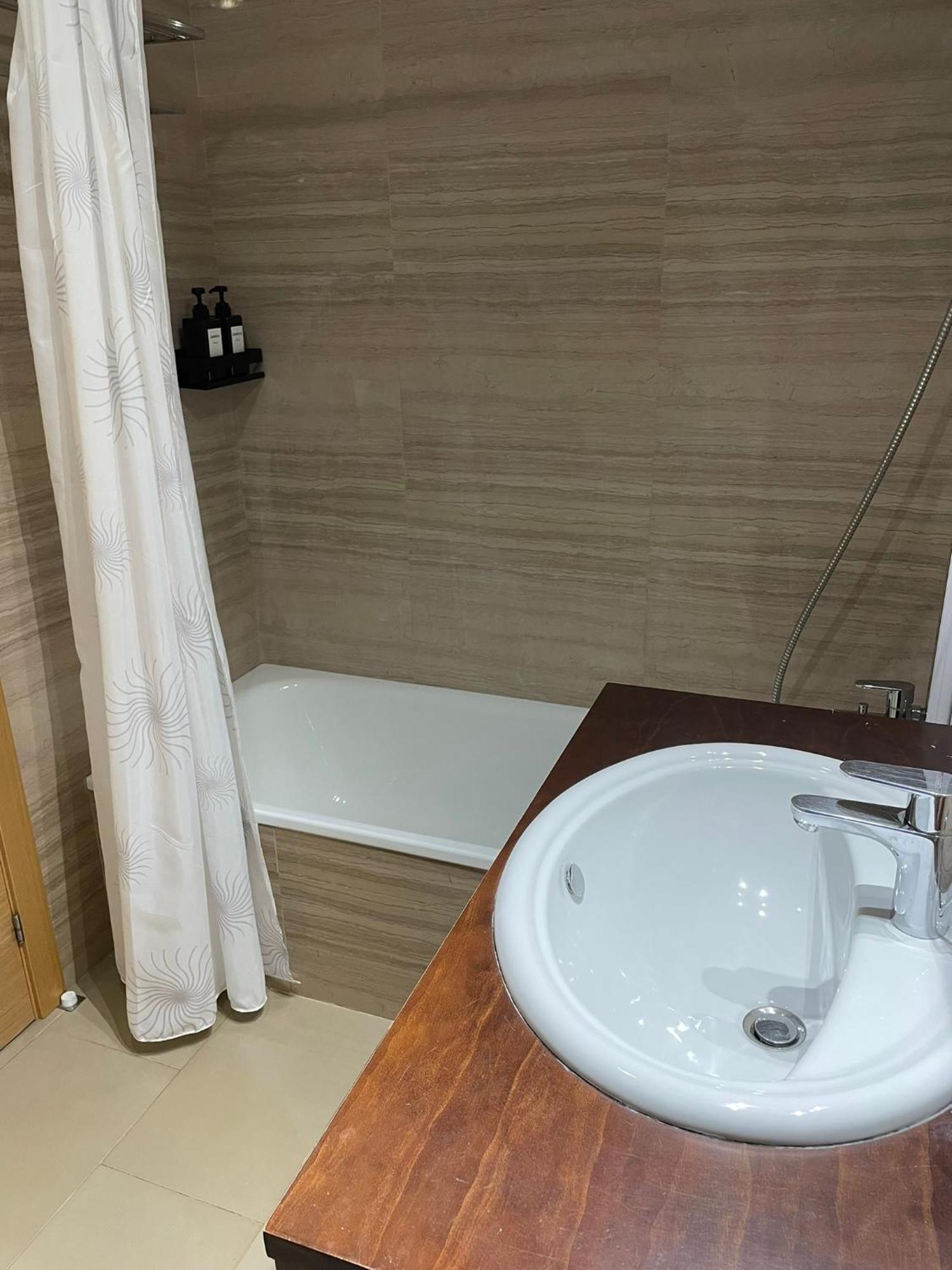 Hogar Brisa De Las Marinas Acogedor Apartamento Con Amplia Terraza Y Acceso Directo A Las Piscinas-Comfortable Apartment With Spacious Terrace And Direct Pool Access Denia Exterior photo